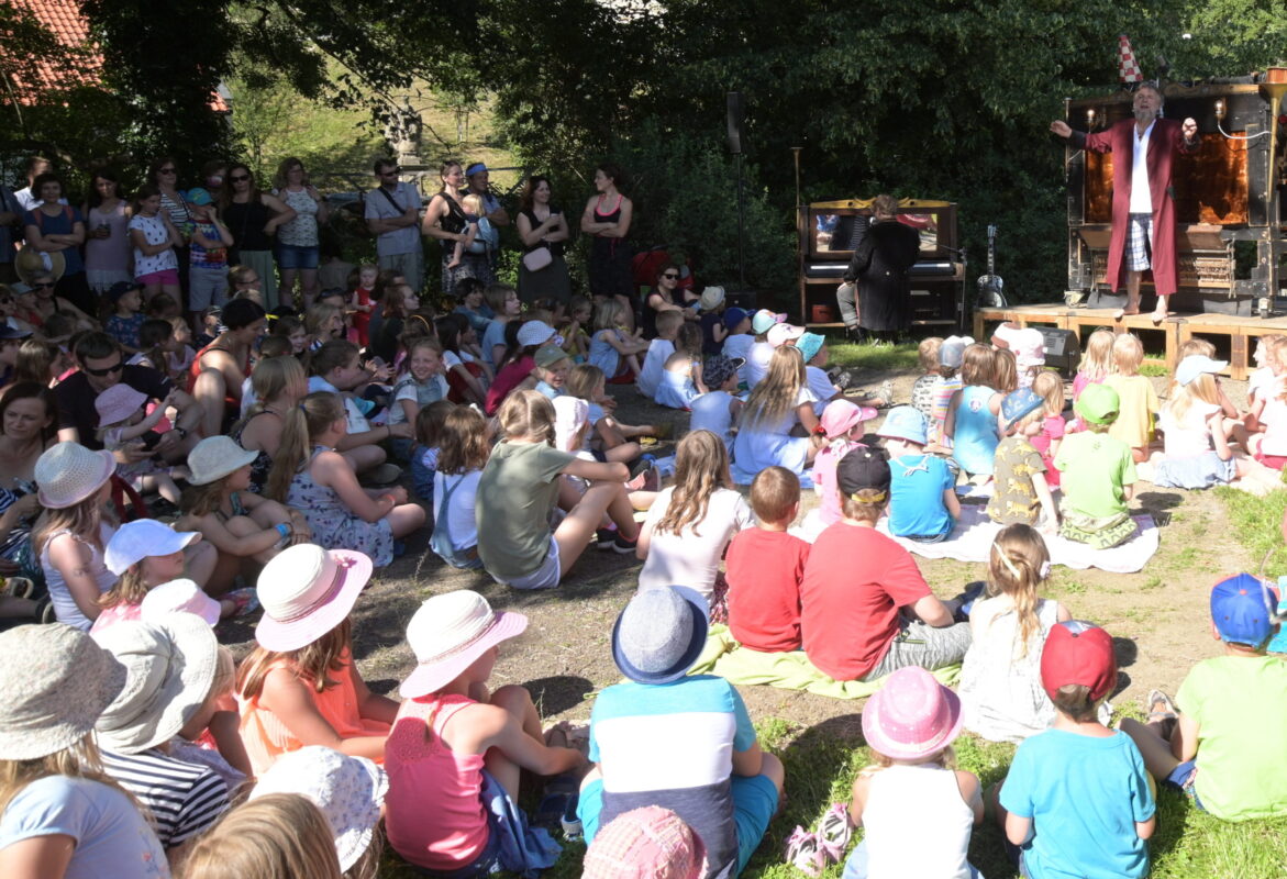 Mezinarodni festival loutkoveho divadla v Chrudimi